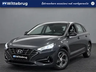 Hyundai i30 (2022) — foto 1