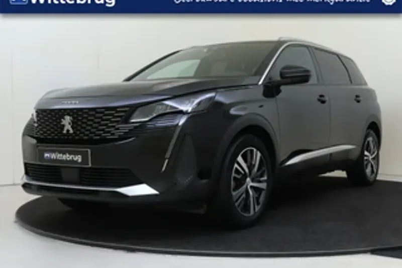 Peugeot 5008 (2023)
