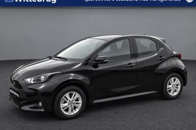 Toyota Yaris (2024)