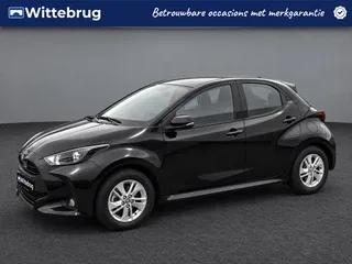 Toyota Yaris (2024) — foto 1