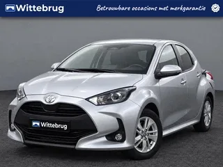 Toyota Yaris (2024) — foto 1