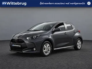 Toyota Yaris (2024) — foto 1