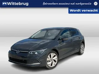 Volkswagen Golf (2022) — foto 1