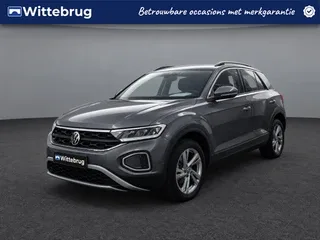 Volkswagen T-Roc (2022) — foto 1