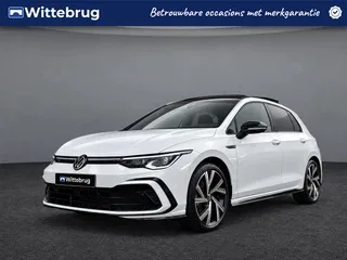 Volkswagen Golf (2023) — foto 1