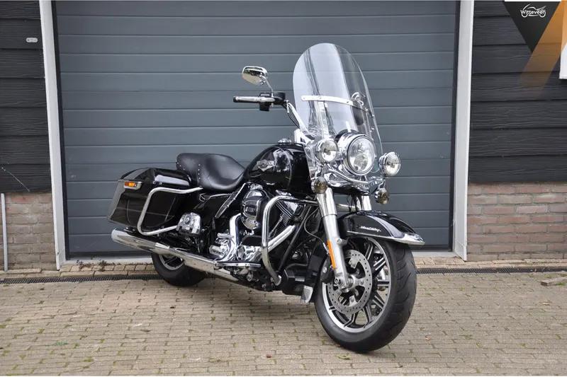 Harley-Davidson Road King 103 (2016)