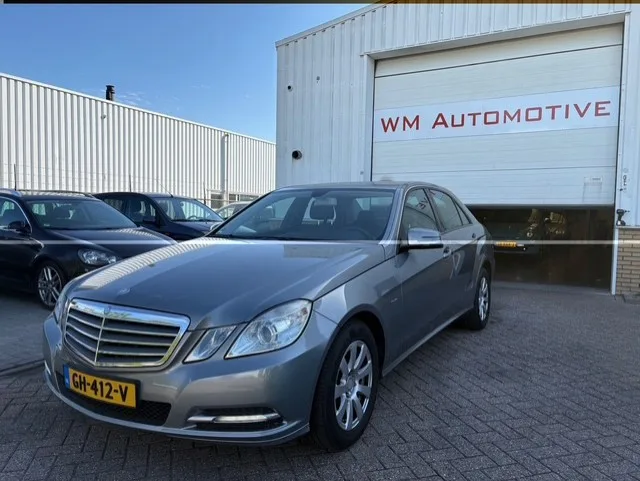 Mercedes-Benz E-Klasse (2011) — foto 1