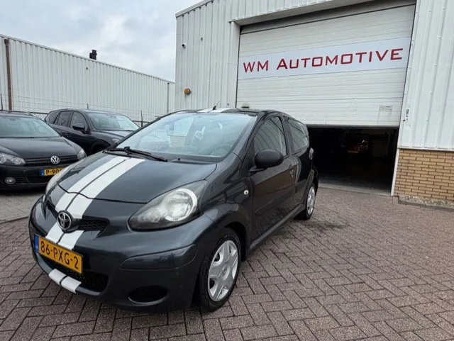 Toyota Aygo (2011) — foto 1