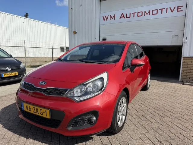 Kia Rio (2013) — foto 1