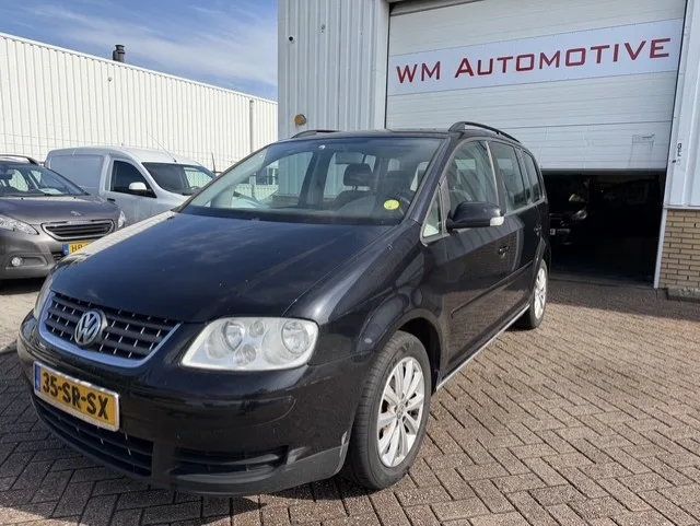 Volkswagen Touran (2006) — foto 1