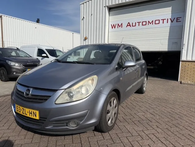 Opel Corsa (2008) — foto 1