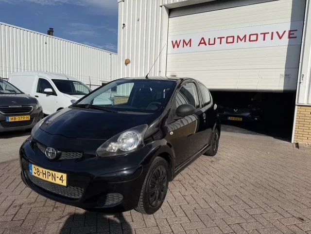 Toyota Aygo (2009) — foto 1