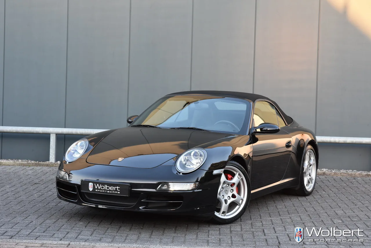 Porsche 911 (2005) — foto 1