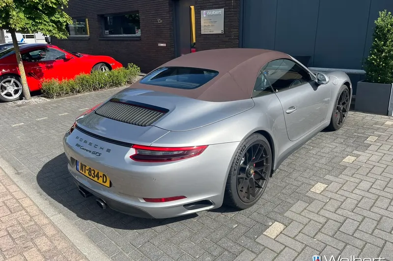 Porsche 911 (2017)