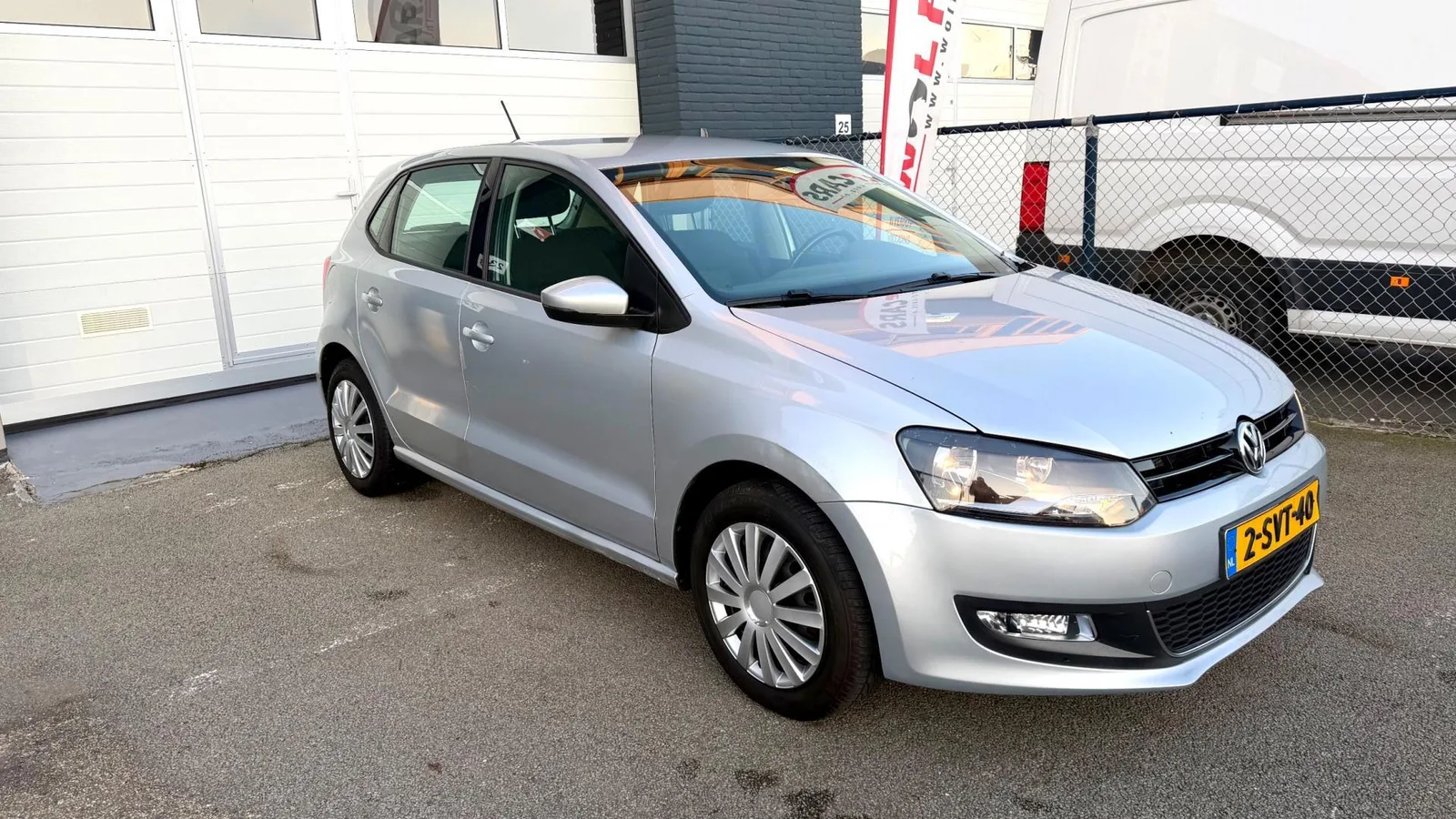 Volkswagen Polo (2012) — foto 1
