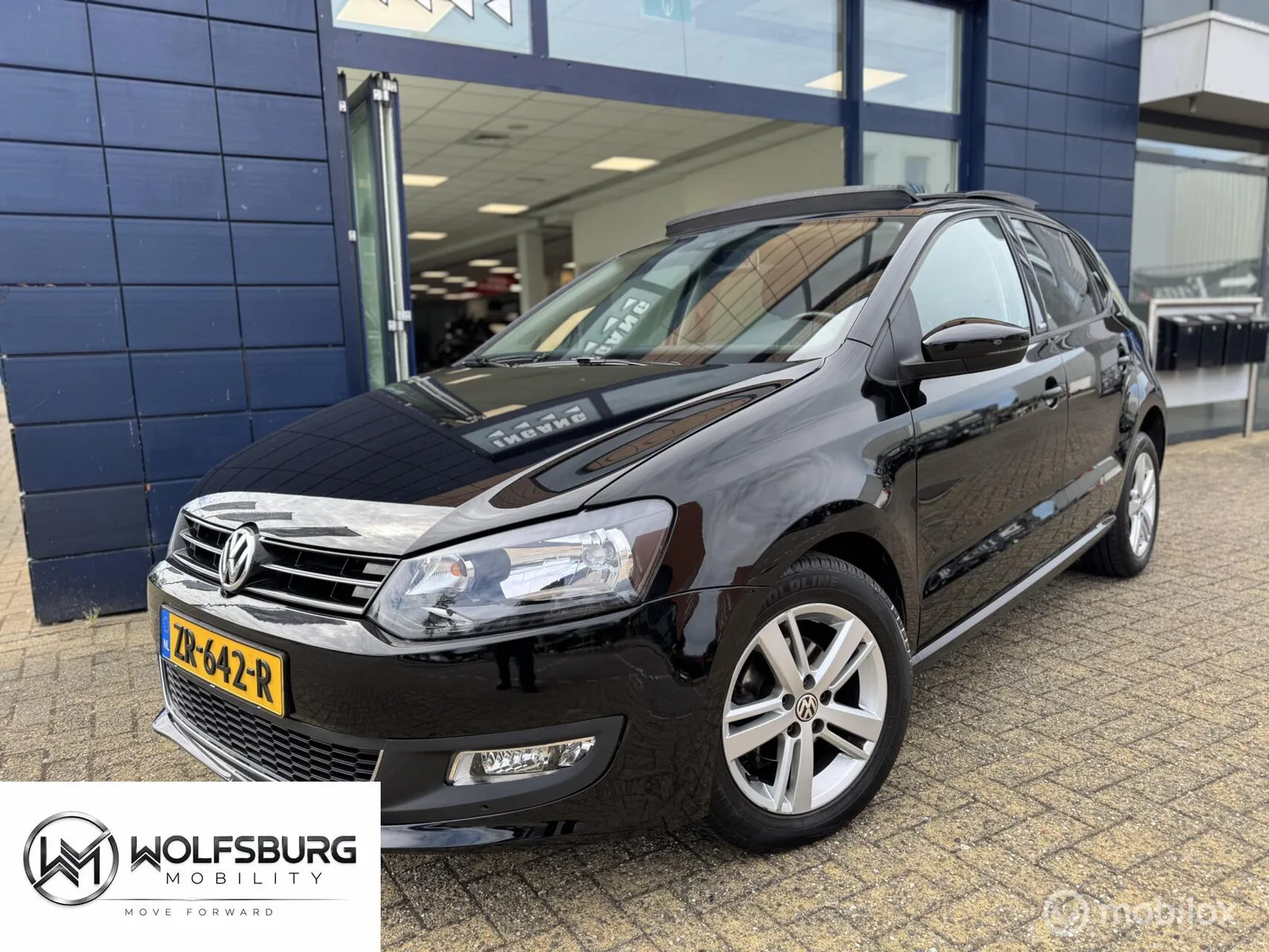 Volkswagen Polo (2012) — foto 1