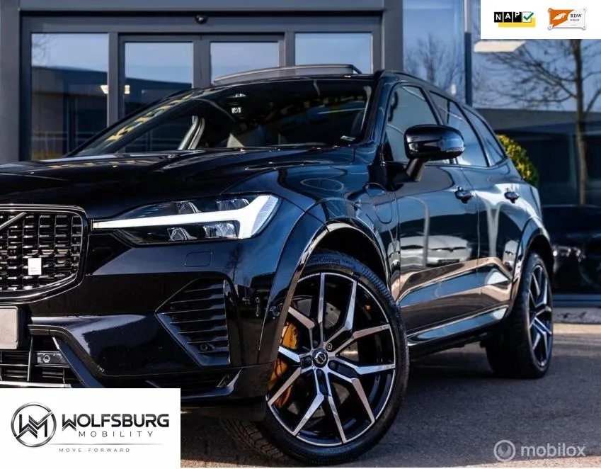 Volvo XC60 (2023) — foto 1