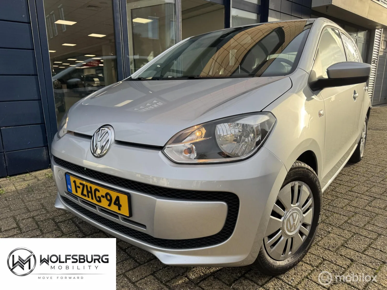 Volkswagen Up! (2015) — foto 1