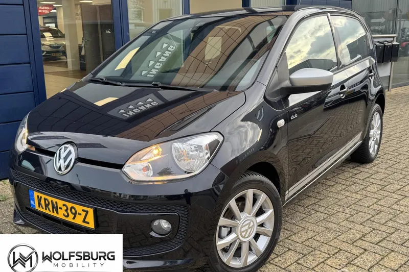 Volkswagen Up! (2016)