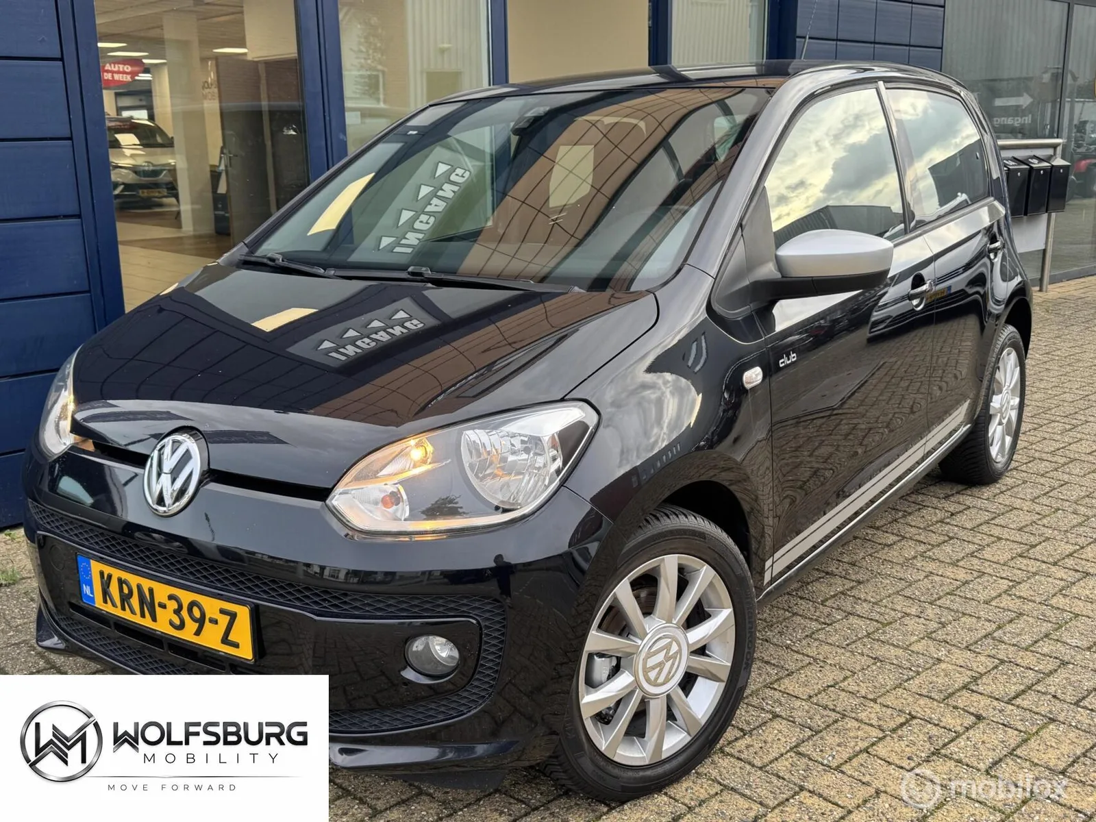 Volkswagen Up! (2016) — foto 1