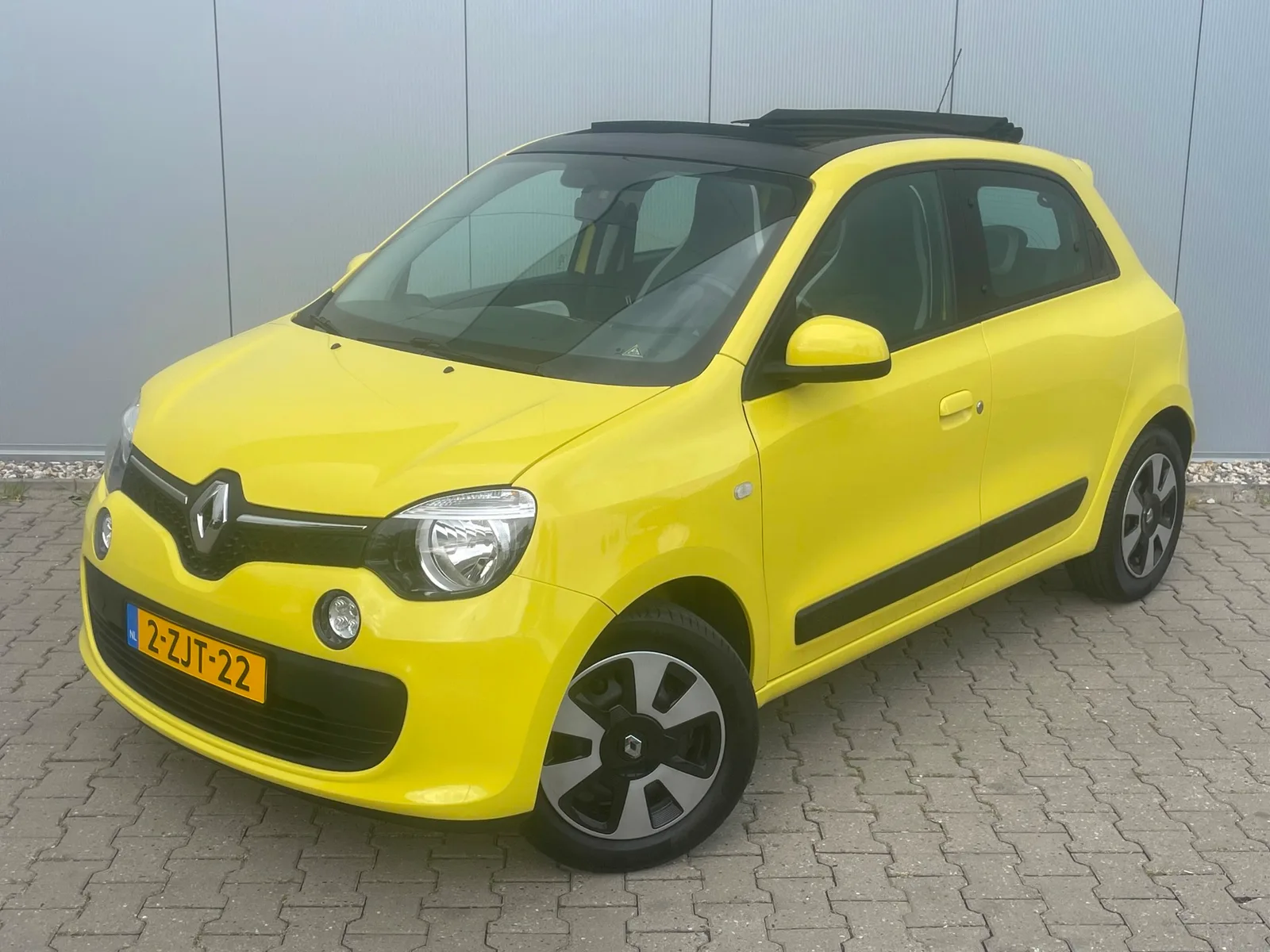 Renault Twingo (2015) — foto 1