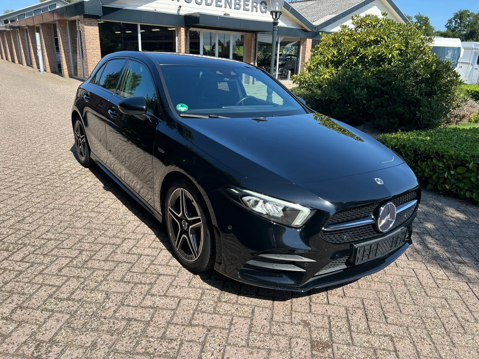 Mercedes-Benz A-Klasse (2020) — foto 1