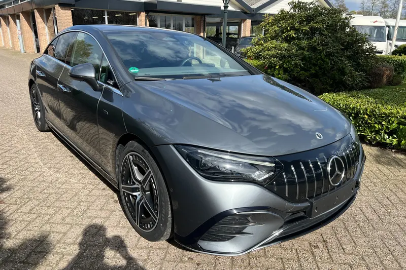 Mercedes-Benz EQE (2022)