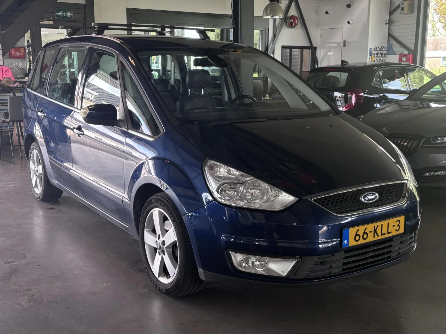 Ford Galaxy (2010) — foto 1