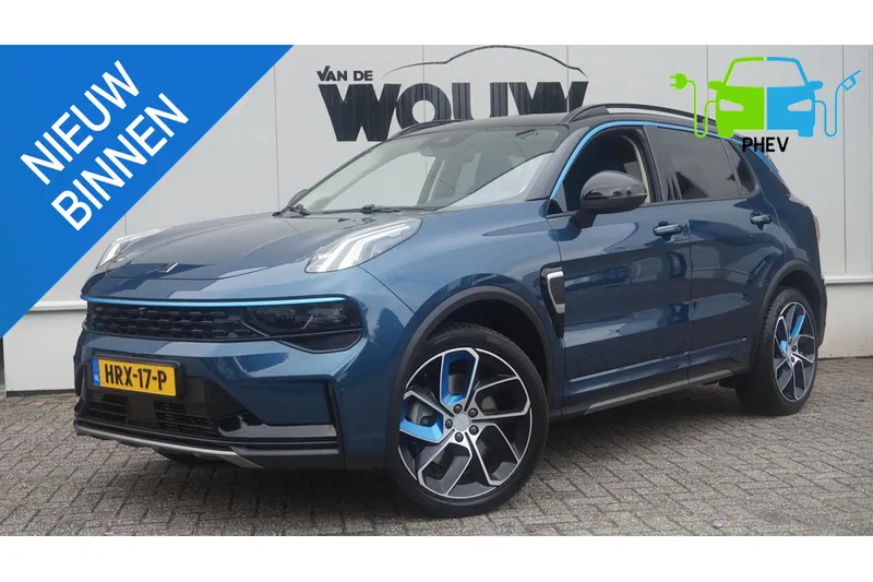 Lynk & Co 01 (2022)