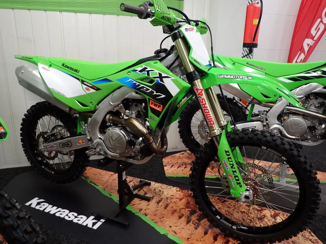 Ex Ex Kawasaki KX 450 (2025) — foto 1