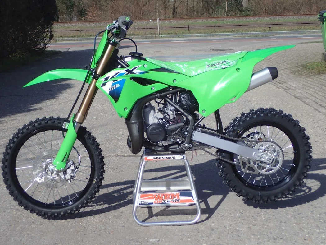 Kawasaki KX 85 (2026) — foto 1