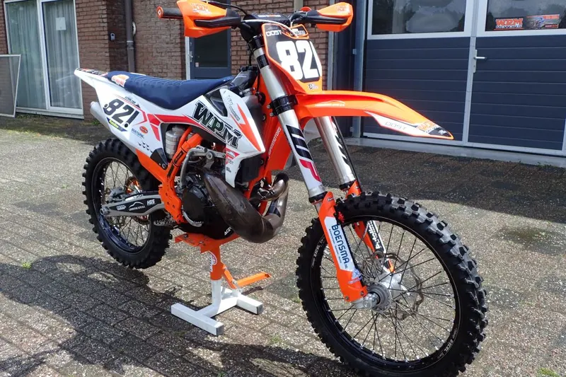 KTM 300 SX (2022)