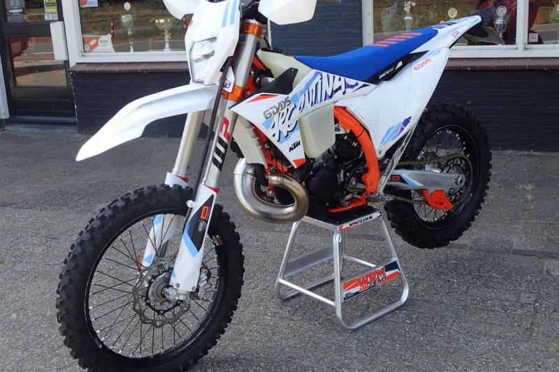 KTM 250 EXC 6 (2024)