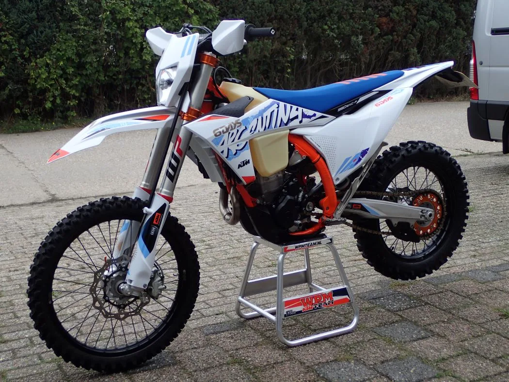 KTM 350 EXC-F 6 (2024) — foto 1