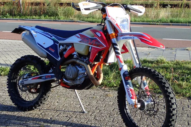 KTM EXC 450 6 (2023)