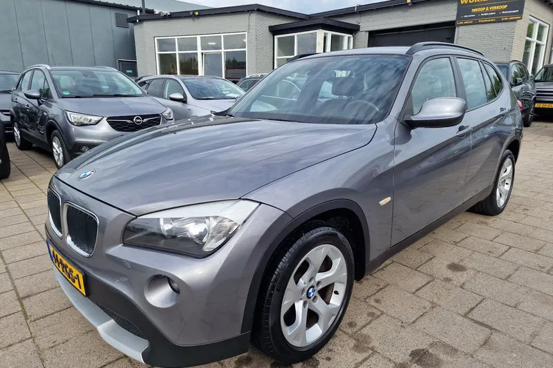 BMW X1 (2011)