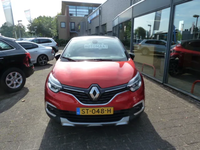 Renault Captur (2018) — foto 1