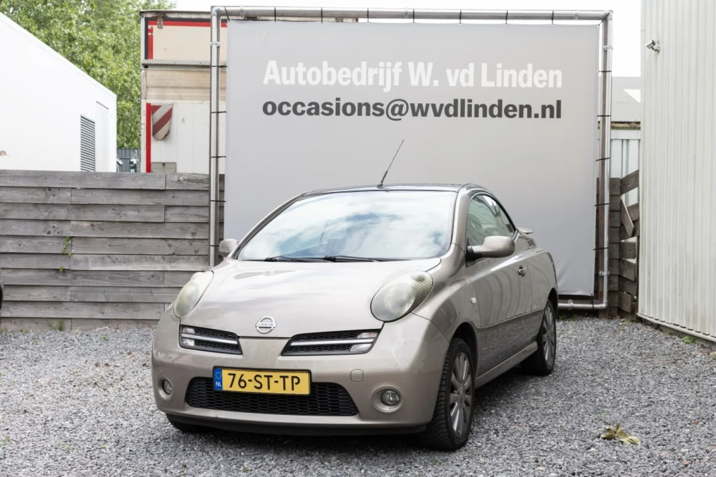 Nissan Micra C+C (2006) — foto 1