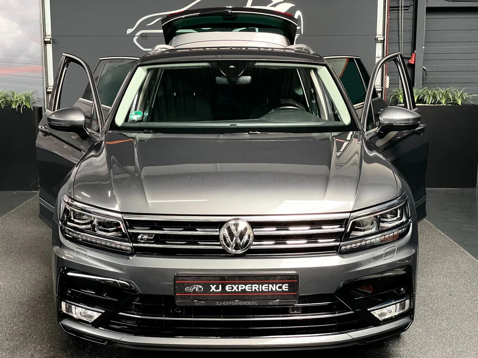 Volkswagen Tiguan (2016) — foto 1