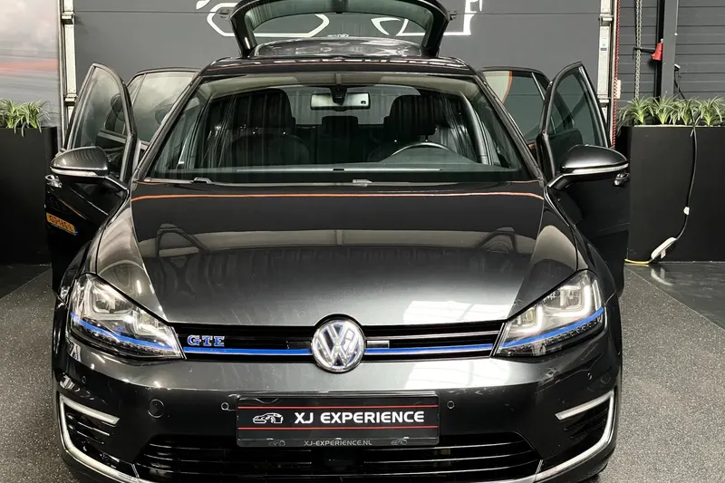 Volkswagen Golf (2014)