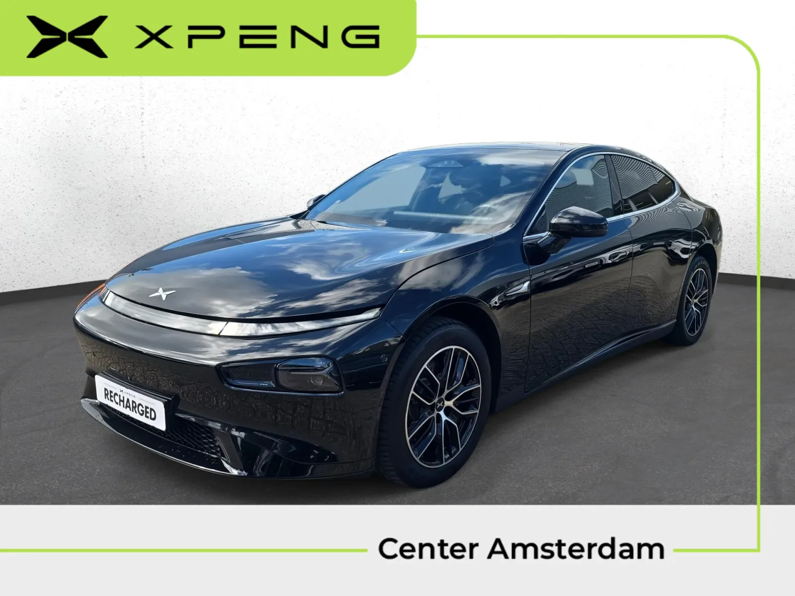 XPENG P7 (2025) — foto 1