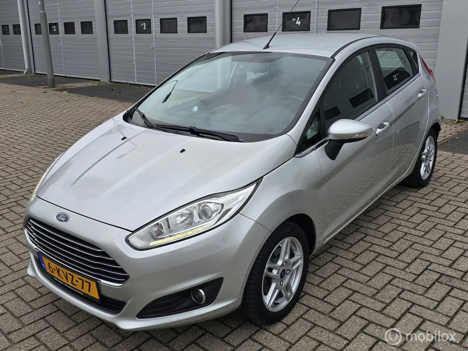 Ford Fiesta (2013) — foto 1