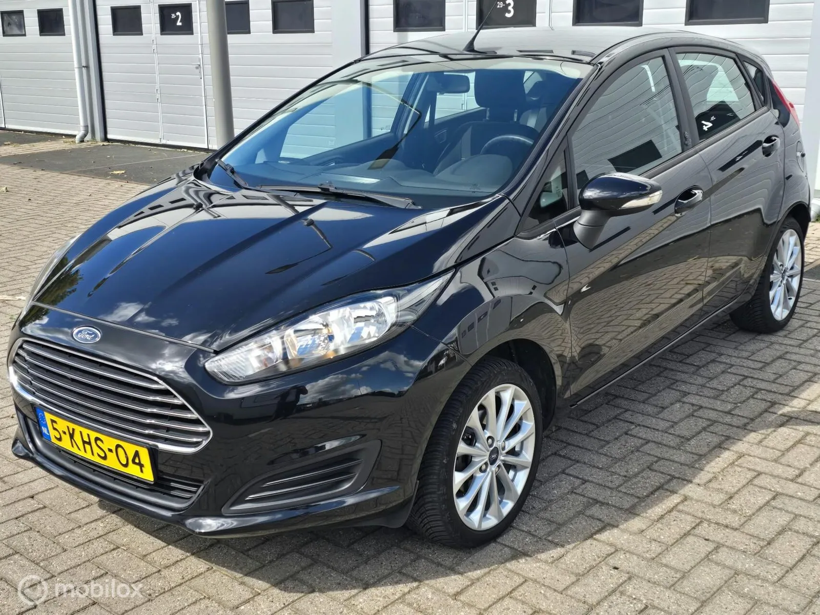 Ford Fiesta (2013) — foto 1