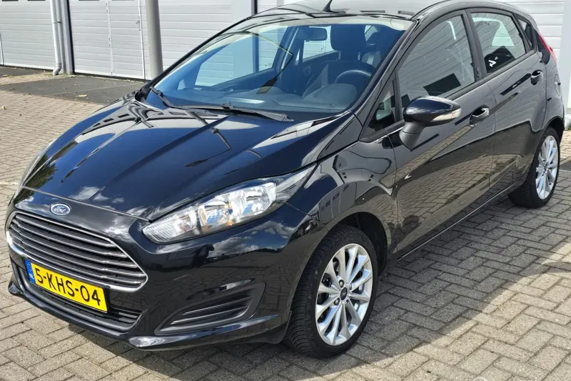 Ford Fiesta (2013)