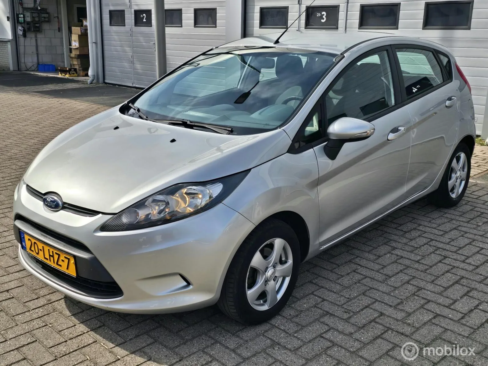 Ford Fiesta (2010) — foto 1