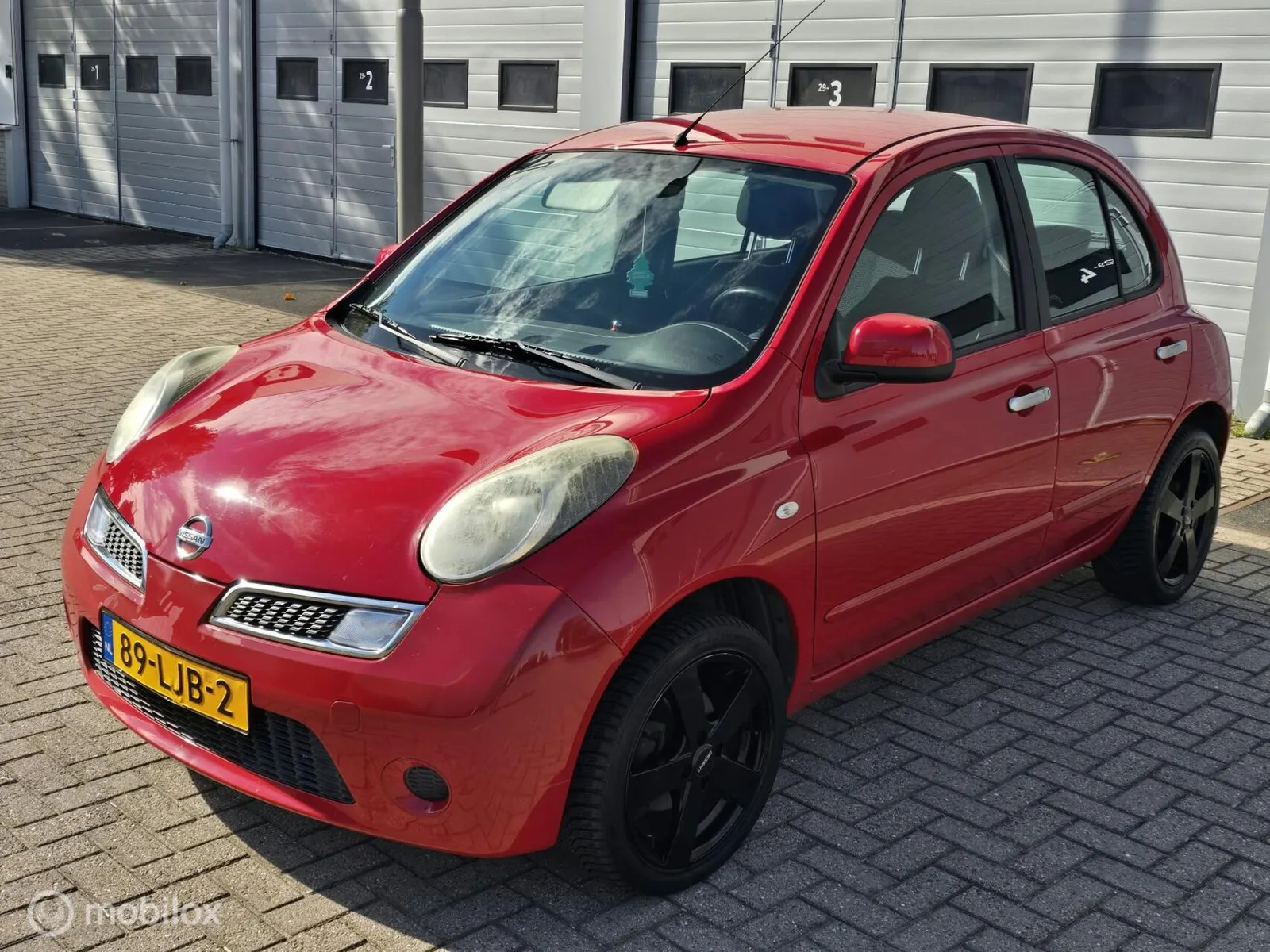 Nissan Micra (2010) — foto 1