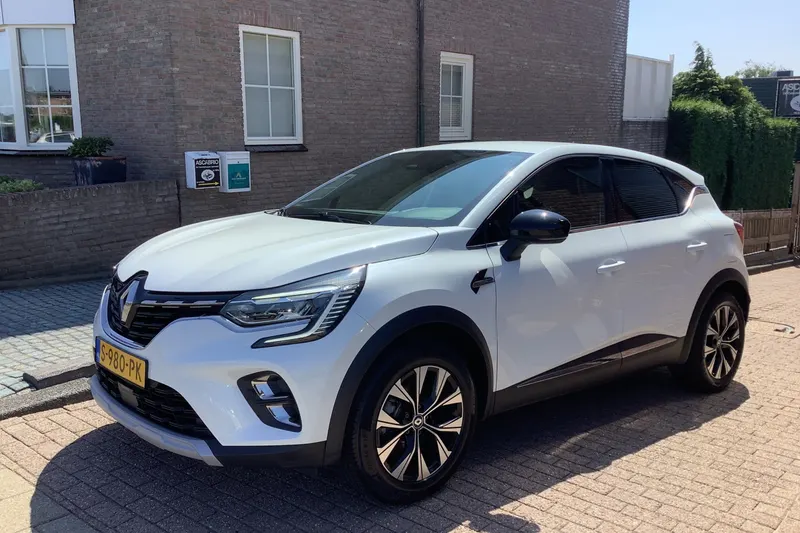 Renault Captur (2023)