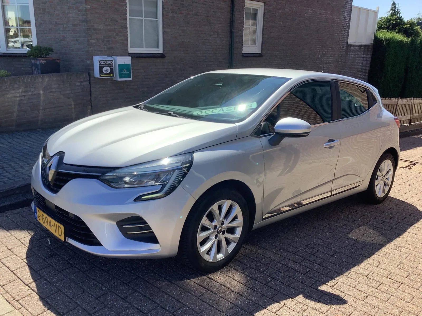 Renault Clio (2019) — foto 1