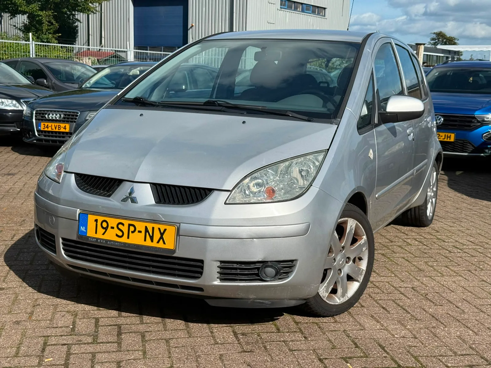 Mitsubishi Colt (2006) — foto 1