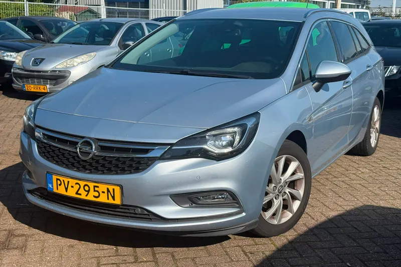 Opel Astra (2017)